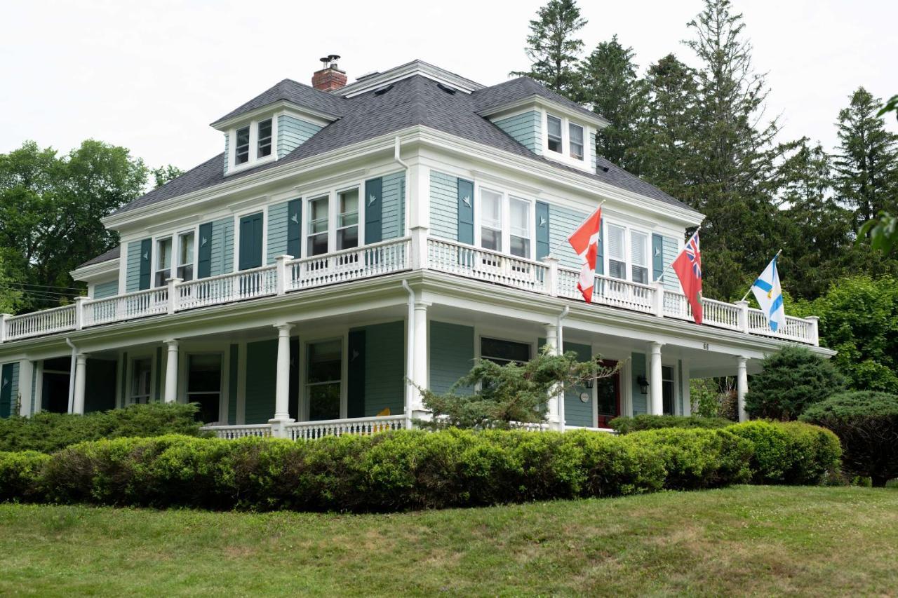 Alicion Bed & Breakfast Lunenburg Kültér fotó