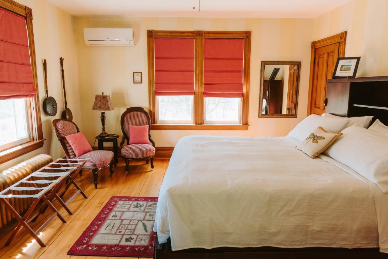 Alicion Bed & Breakfast Lunenburg Kültér fotó